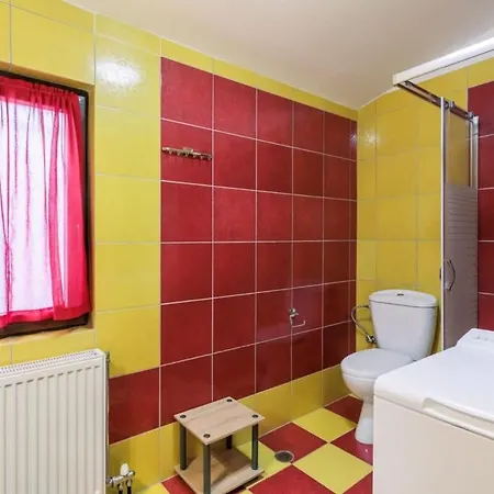 Arcadia Getaway - Sani 11