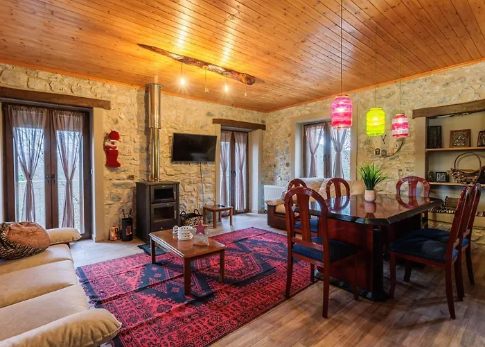 Arcadia Getaway - Sani 11 Levidhion