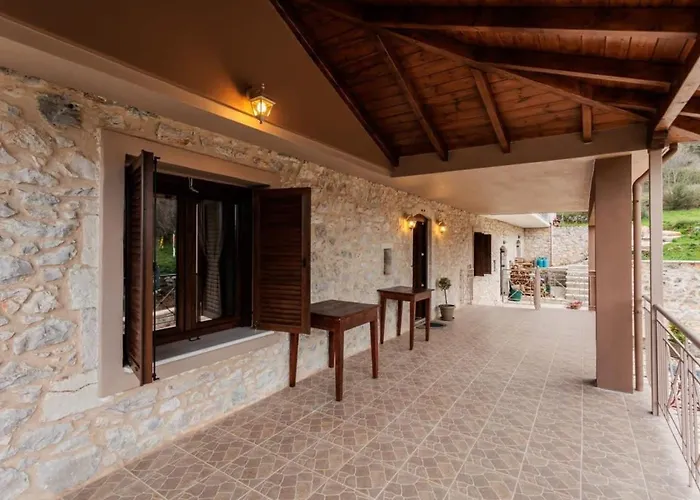 Arcadia Getaway - Sani 11