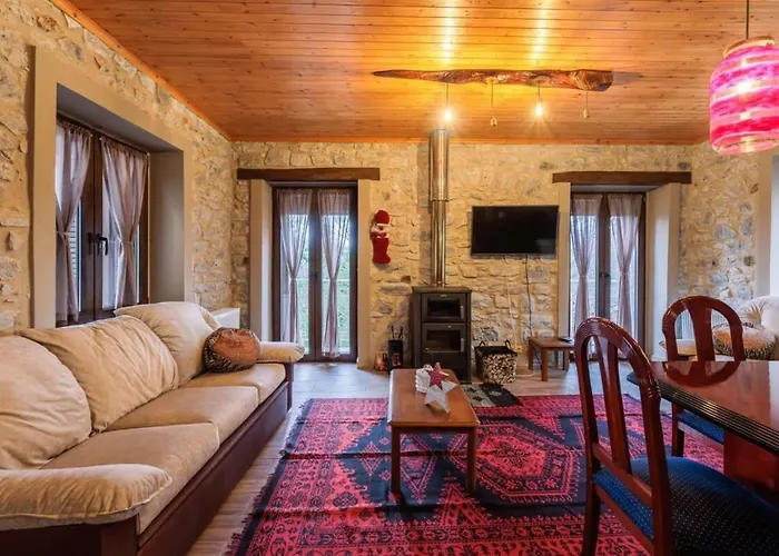 Arcadia Getaway - Sani 11